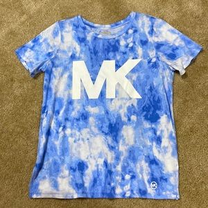 NEW Michael Kors sky blue print logo short slv shirt M